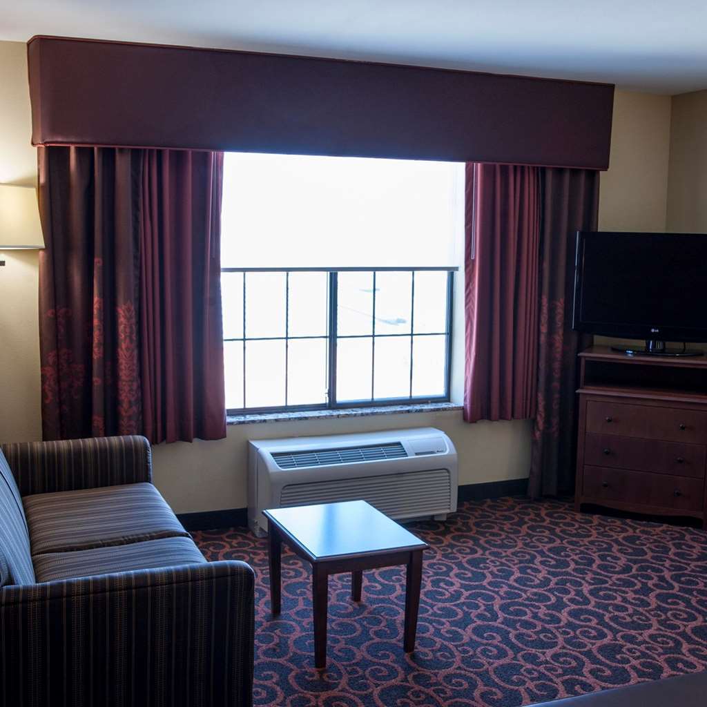 Hampton Inn & Suites Уотертаун Номер фото